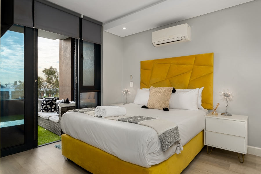 1 Bedroom Property for Sale in Green Point Western Cape